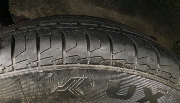 2024 KIA CARENS PRESTIGE 1.5 PETROL 7 STR, Petrol, Manual, 17,853 km, Right Rear Tyre Tread