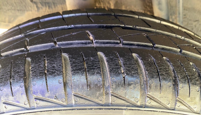 2020 Renault Kwid NEOTECH RXL 1.0 MT, Petrol, Manual, 20,948 km, Right Rear Tyre Tread