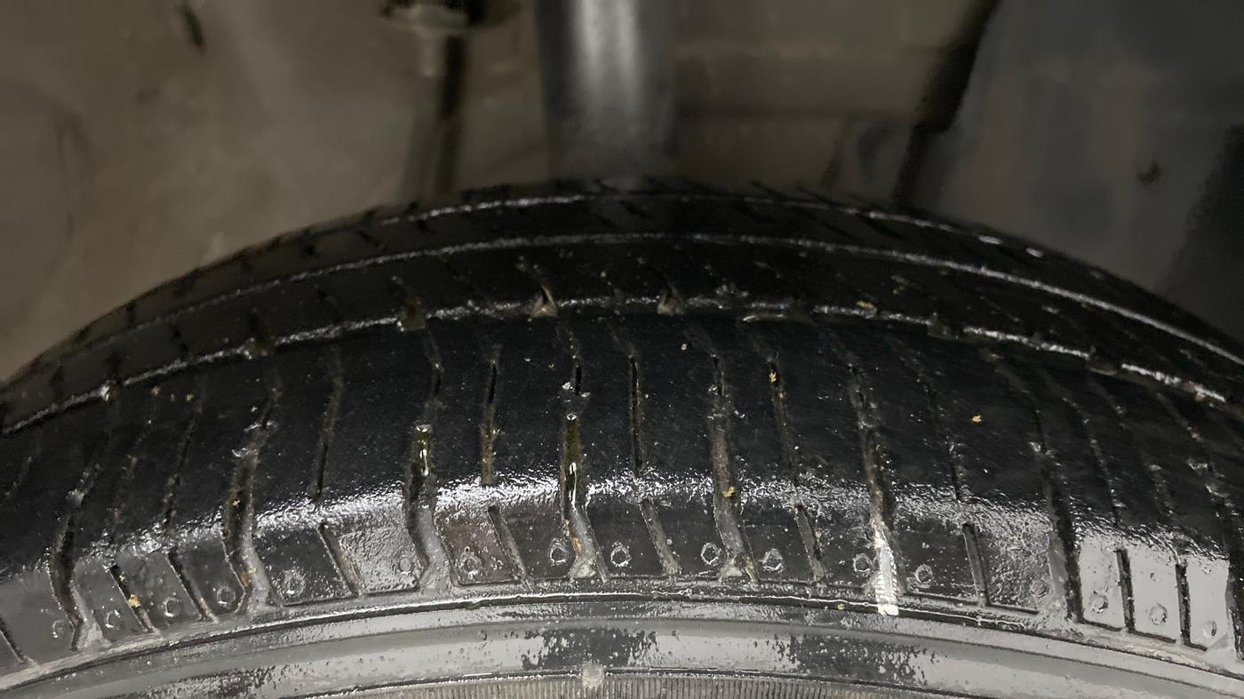2015 Datsun Go T, Petrol, Manual, 57,988 km, Right Front Tyre Tread
