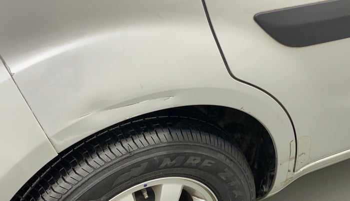 2010 Maruti Ritz ZXI, Petrol, Manual, 70,505 km, Right quarter panel - Slightly dented
