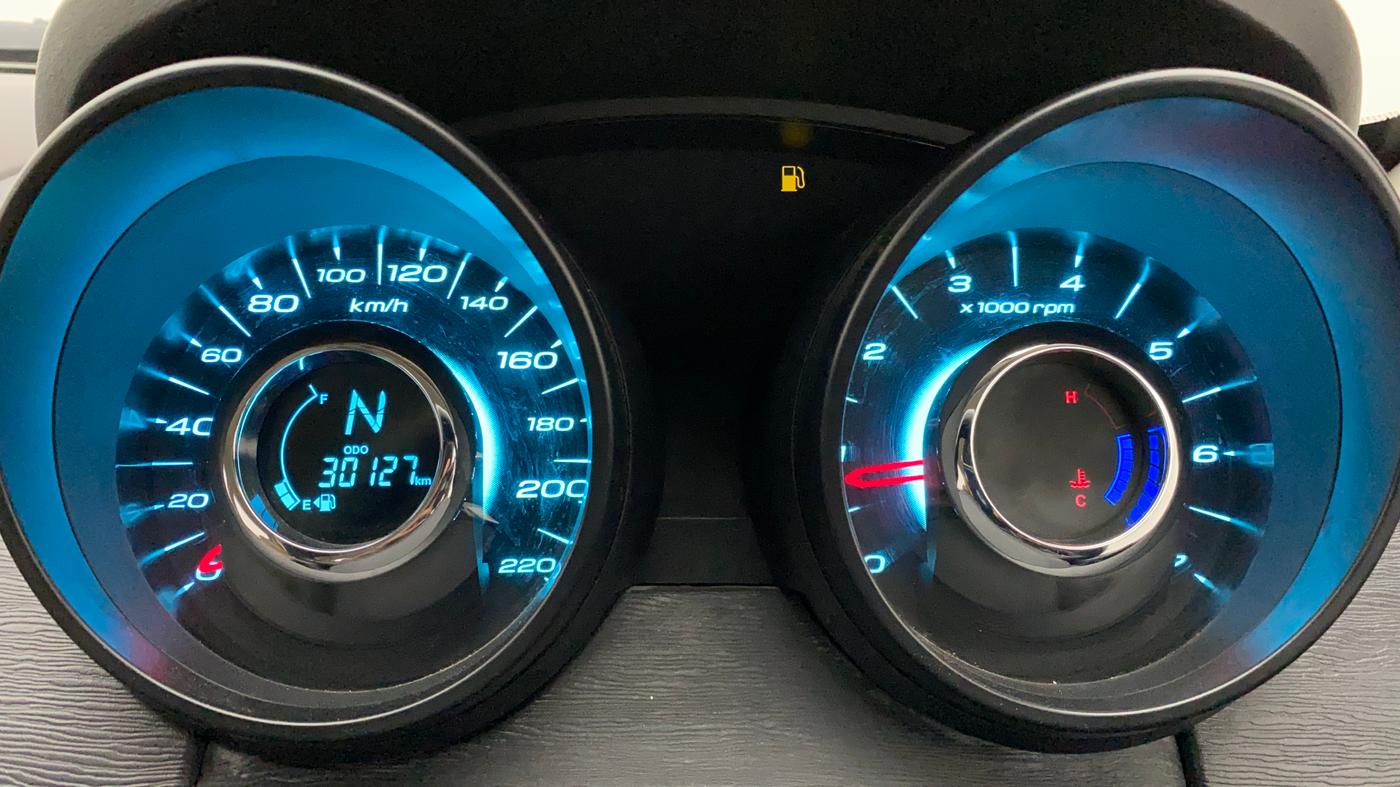 2019 Mahindra XUV500 W5, Diesel, Manual, 30,127 km, Odometer Image
