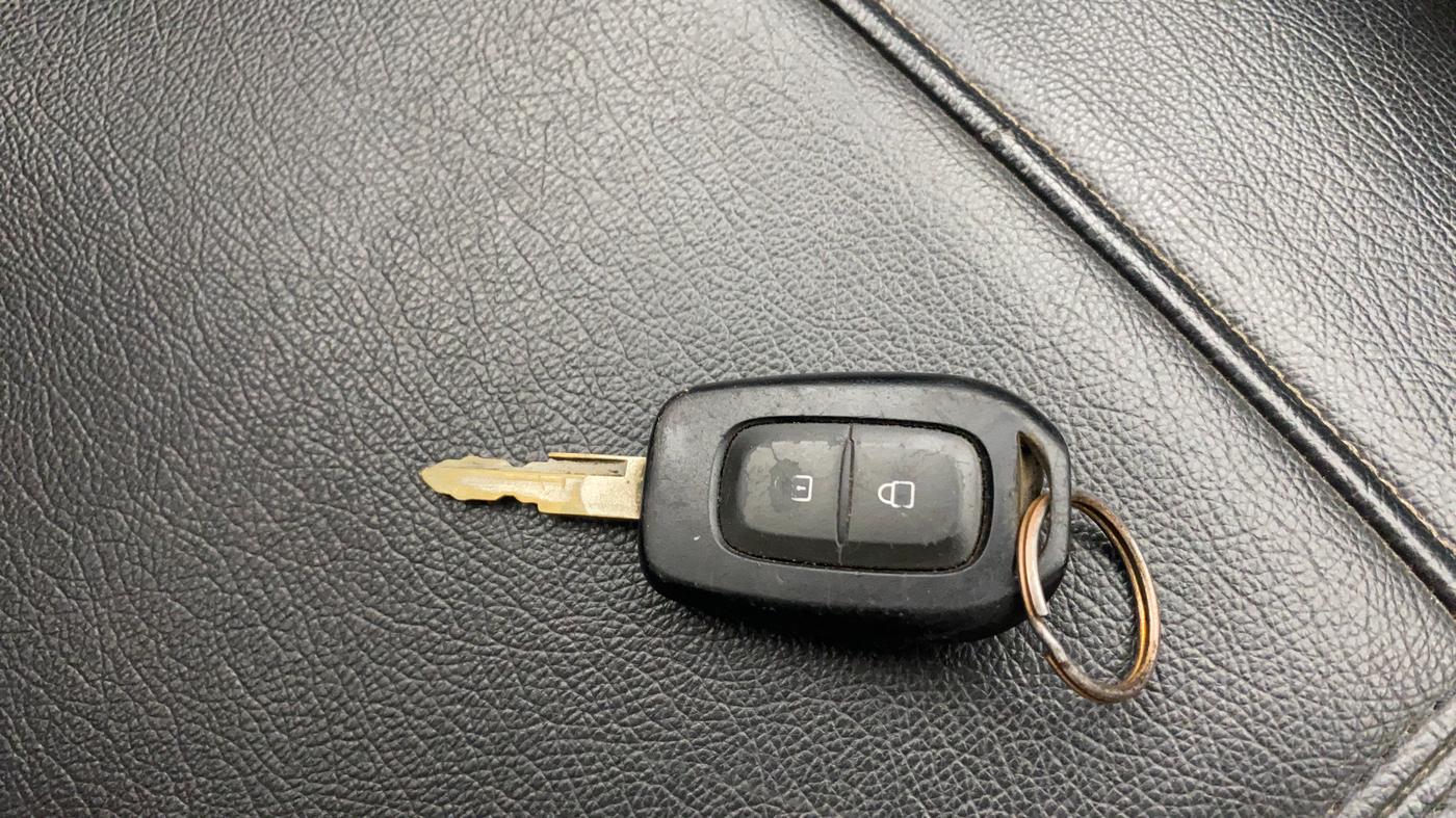 2019 Datsun Redi Go S 1.0, Petrol, Manual, 46,576 km, Key Close Up
