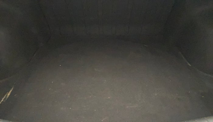 2018 Hyundai Verna 1.6 EX VTVT AT, Petrol, Automatic, 47,804 km, Boot Inside