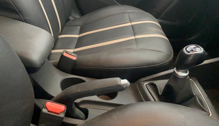 2015 Hyundai Elite i20 ASTA 1.2, Petrol, Manual, 22,273 km, Gear Lever