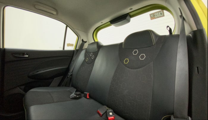 2019 Hyundai NEW SANTRO SPORTZ AMT, Petrol, Automatic, 35,855 km, Right Side Rear Door Cabin