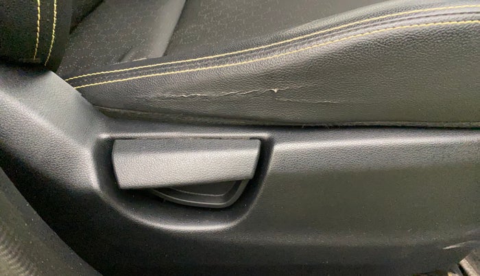 2019 Hyundai NEW SANTRO SPORTZ AMT, Petrol, Automatic, 35,855 km, Driver Side Adjustment Panel