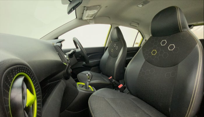 2019 Hyundai NEW SANTRO SPORTZ AMT, Petrol, Automatic, 35,855 km, Right Side Front Door Cabin