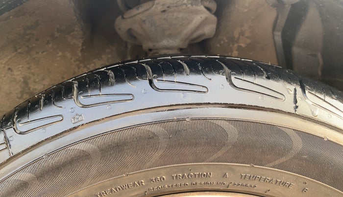 2017 Maruti Celerio ZXI AMT (O), Petrol, Automatic, 91,381 km, Right Front Tyre Tread