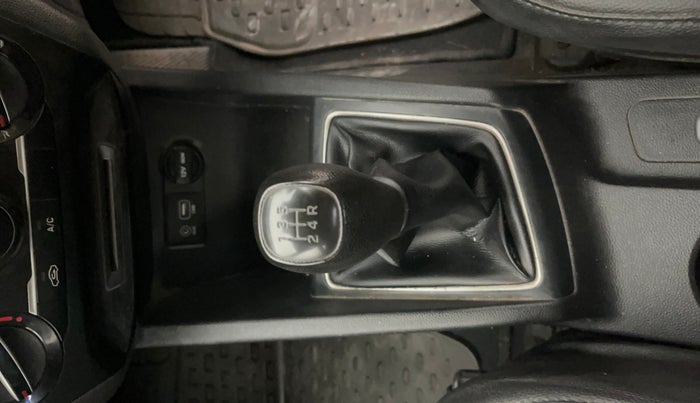 2018 Hyundai Elite i20 MAGNA EXECUTIVE 1.2, Petrol, Manual, 38,151 km, Gear Lever