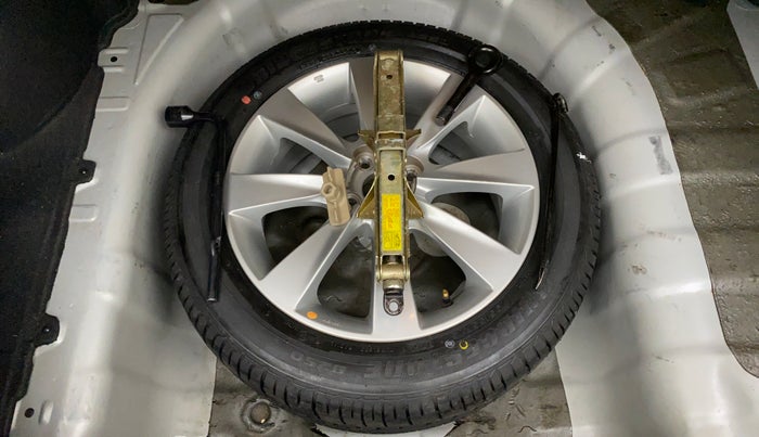 2013 Hyundai Verna FLUIDIC 1.6 VTVT SX OPT AT, Petrol, Automatic, 56,110 km, Spare Tyre