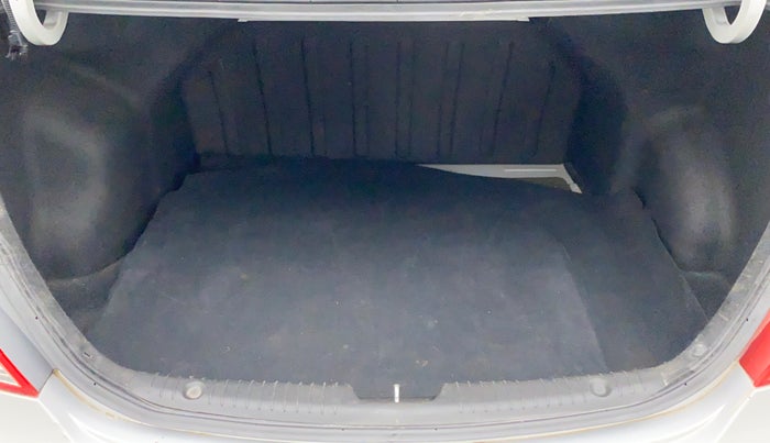 2013 Hyundai Verna FLUIDIC 1.6 VTVT SX OPT AT, Petrol, Automatic, 56,110 km, Boot Inside