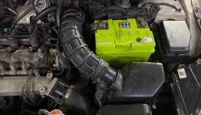 2014 Hyundai Verna FLUIDIC 1.6 CRDI SX, Diesel, Manual, 1,11,484 km, Engine View - Left