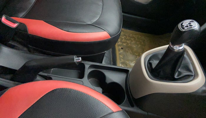 2014 Hyundai Grand i10 SPORTZ 1.2 KAPPA VTVT, Petrol, Manual, 63,653 km, Gear Lever