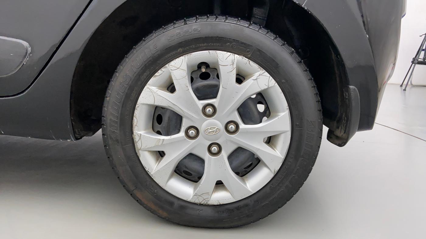 2014 Hyundai Grand i10 SPORTZ 1.2 KAPPA VTVT, Petrol, Manual, 63,653 km, Left Rear Wheel