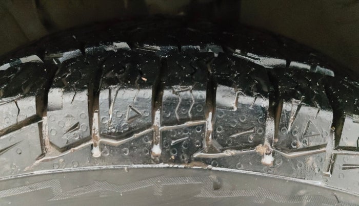 2022 KIA SONET HTX 1.0 IMT, Petrol, Manual, 24,450 km, Right Front Tyre Tread