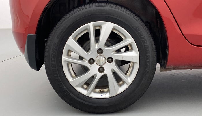 2013 Maruti Swift ZXI D, Petrol, Manual, 94,284 km, Right Rear Wheel