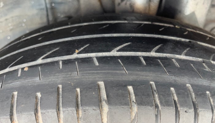 2017 Hyundai Elite i20 SPORTZ 1.2, Petrol, Manual, 73,293 km, Left Rear Tyre Tread