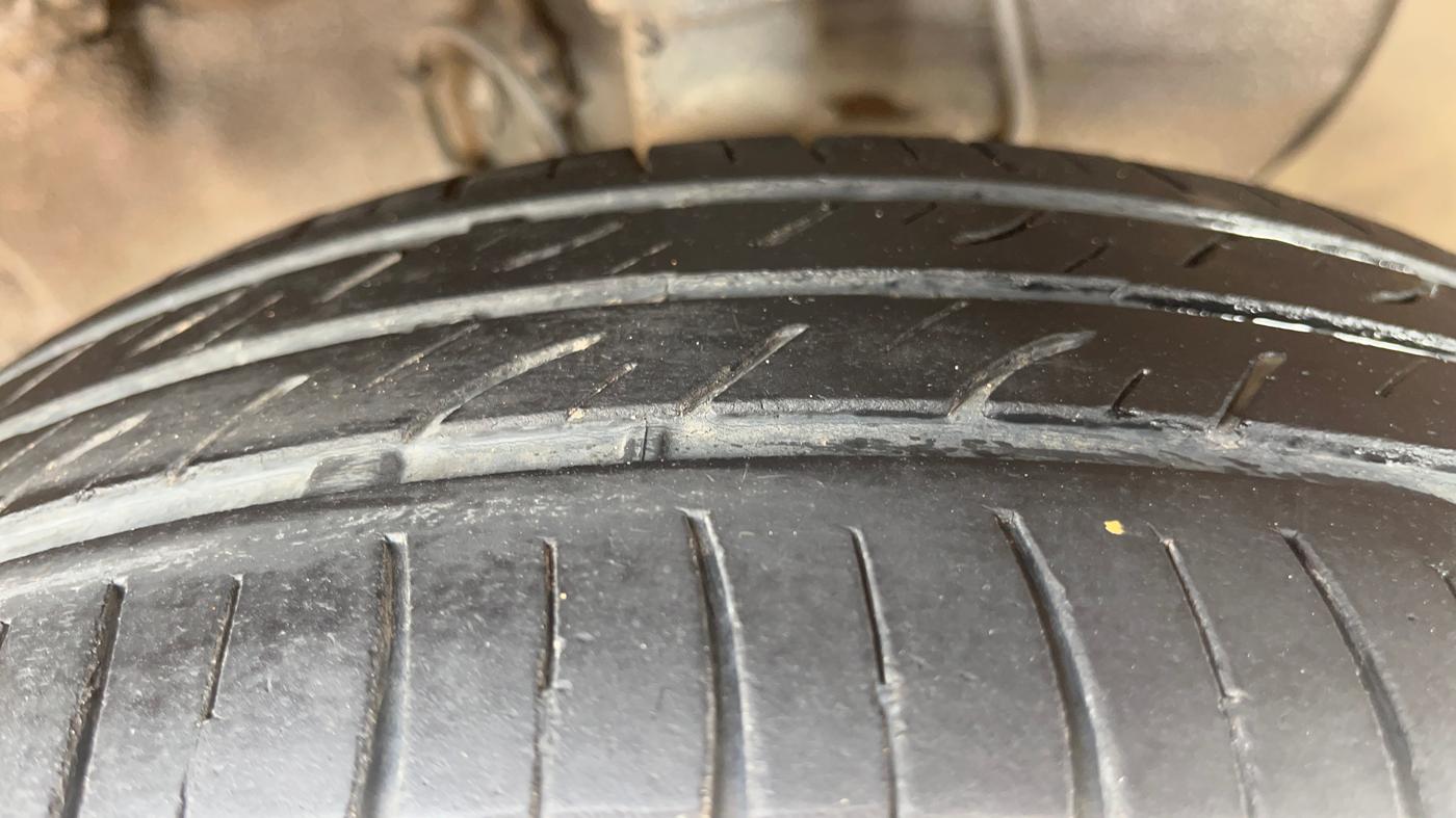 2017 Hyundai Elite i20 SPORTZ 1.2, Petrol, Manual, 73,293 km, Right Front Tyre Tread