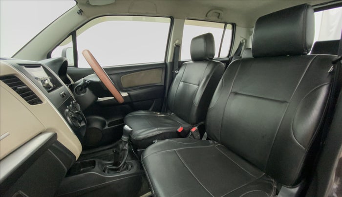 2016 Maruti Wagon R 1.0 LXI CNG, CNG, Manual, 82,258 km, Right Side Front Door Cabin