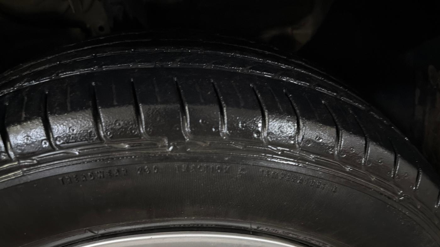 2022 KIA SELTOS HTE 1.5 PETROL, Petrol, Manual, 50,329 km, Right Front Tyre Tread