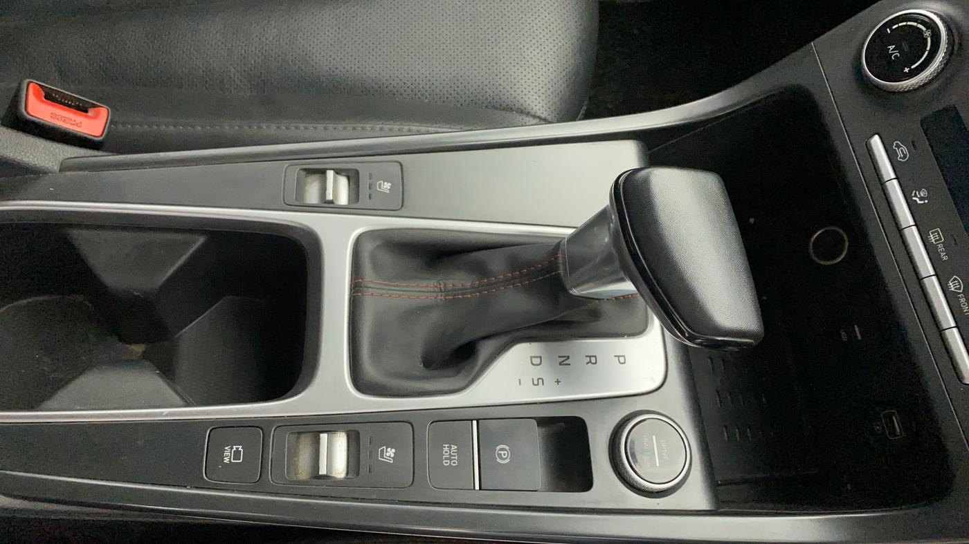 2021 Hyundai Creta SX (O) 1.4 TURBO DCT, Petrol, Automatic, 58,147 km, Gear Lever