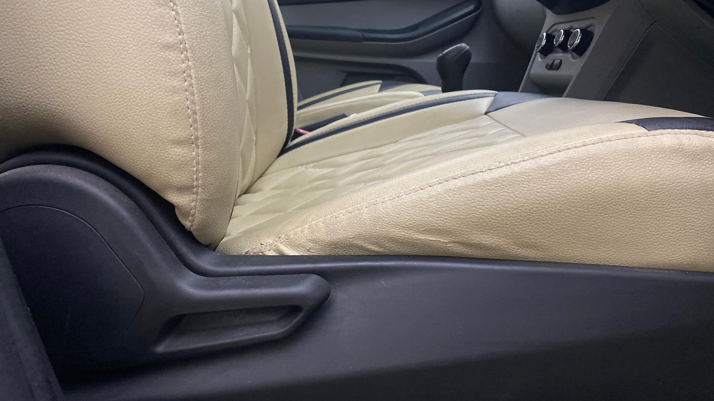 2020 Tata Tiago XE PETROL, Petrol, Manual, 37,248 km, Driver Side Adjustment Panel