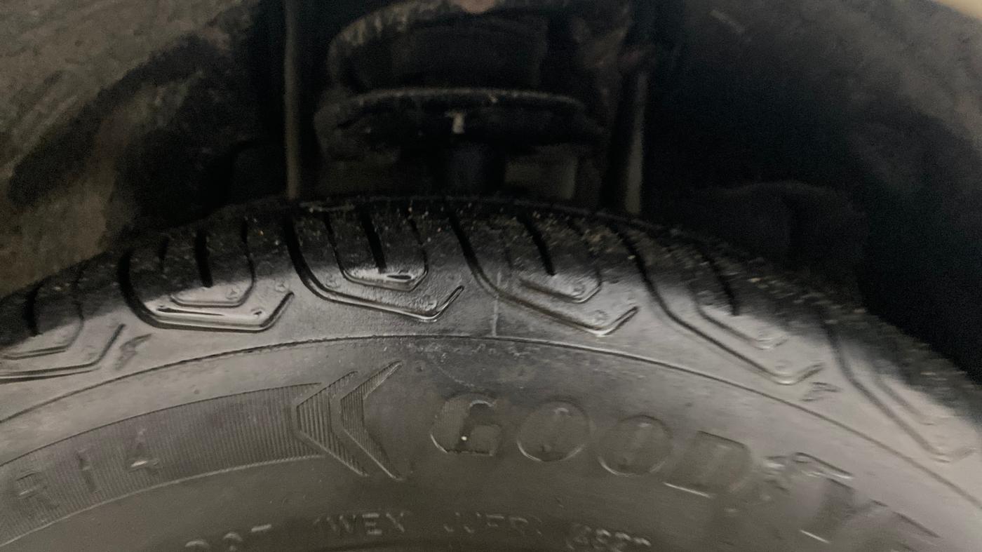 2020 Tata Tiago XE PETROL, Petrol, Manual, 37,248 km, Right Front Tyre Tread