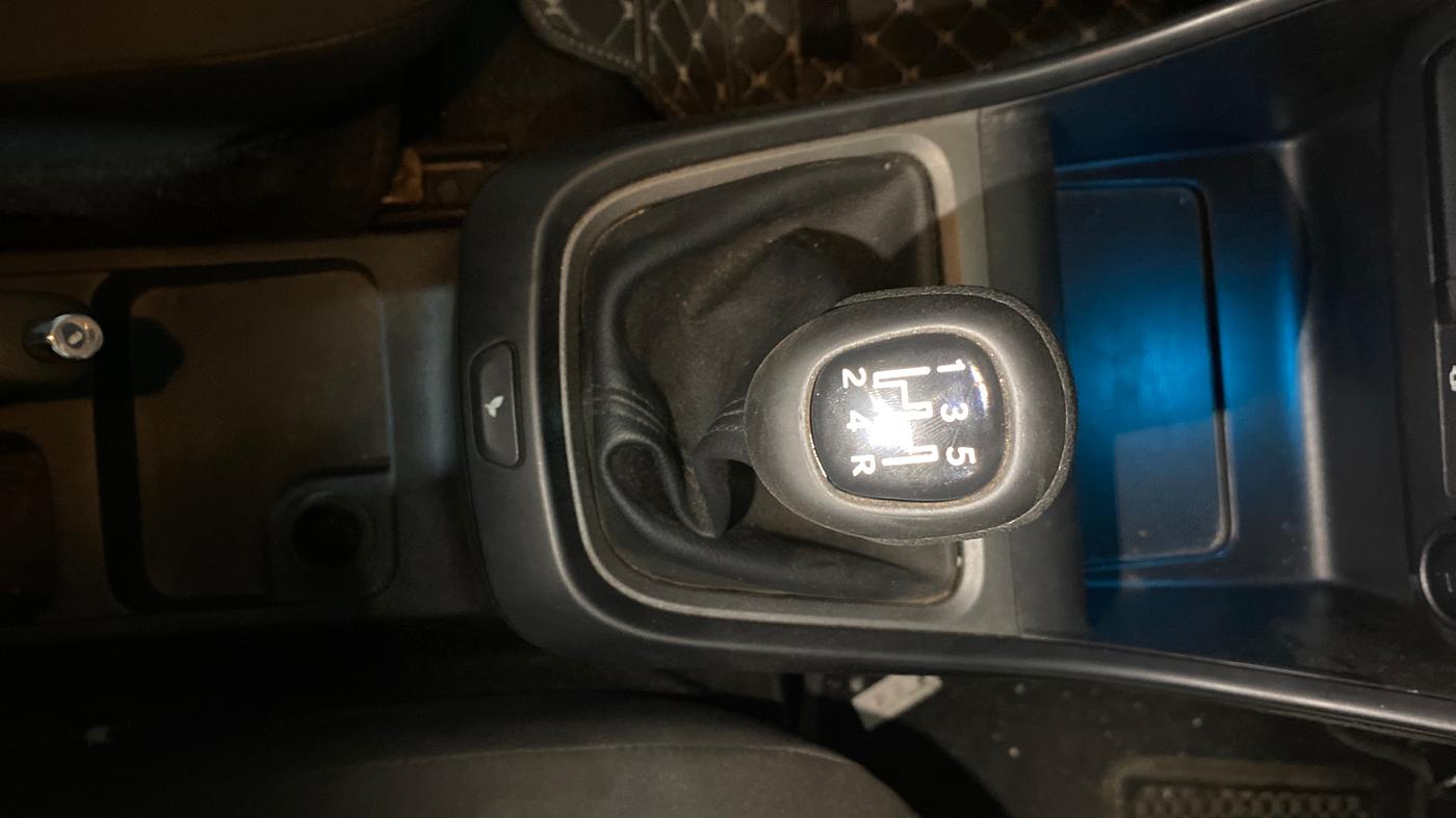 2022 Tata ALTROZ XM PLUS PETROL, Petrol, Manual, 26,300 km, Gear Lever