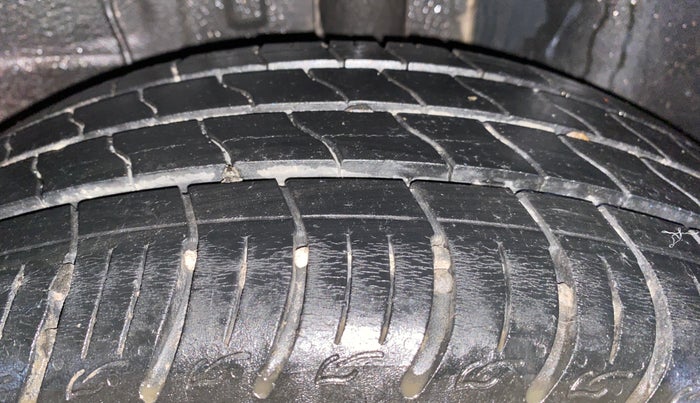 2022 Tata ALTROZ XM PLUS PETROL, Petrol, Manual, 26,366 km, Left Rear Tyre Tread