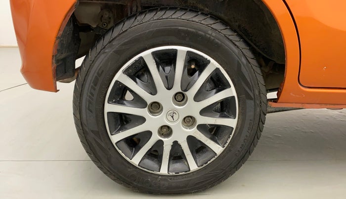 2015 Maruti Alto K10 VXI, Petrol, Manual, 45,475 km, Right Rear Wheel