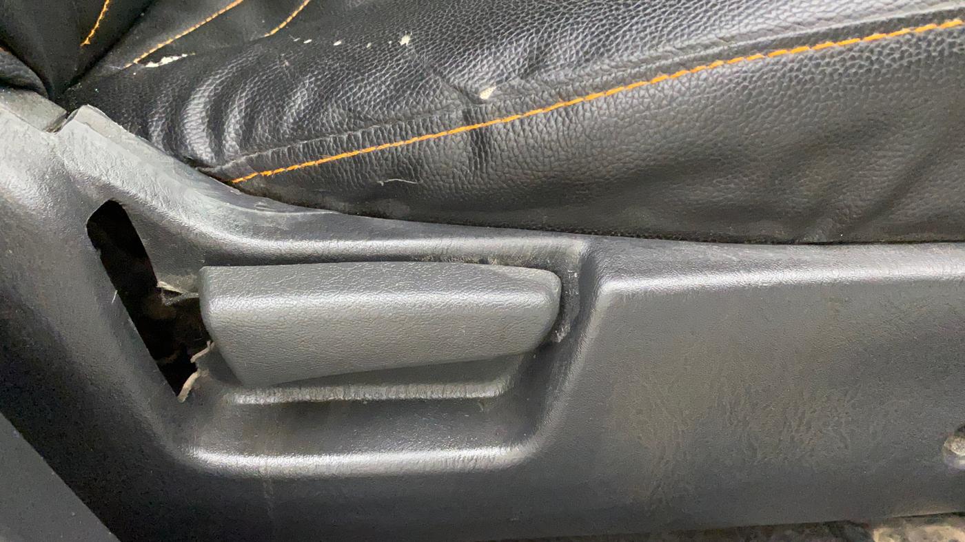 2015 Maruti Alto K10 VXI, Petrol, Manual, 45,475 km, Driver Side Adjustment Panel