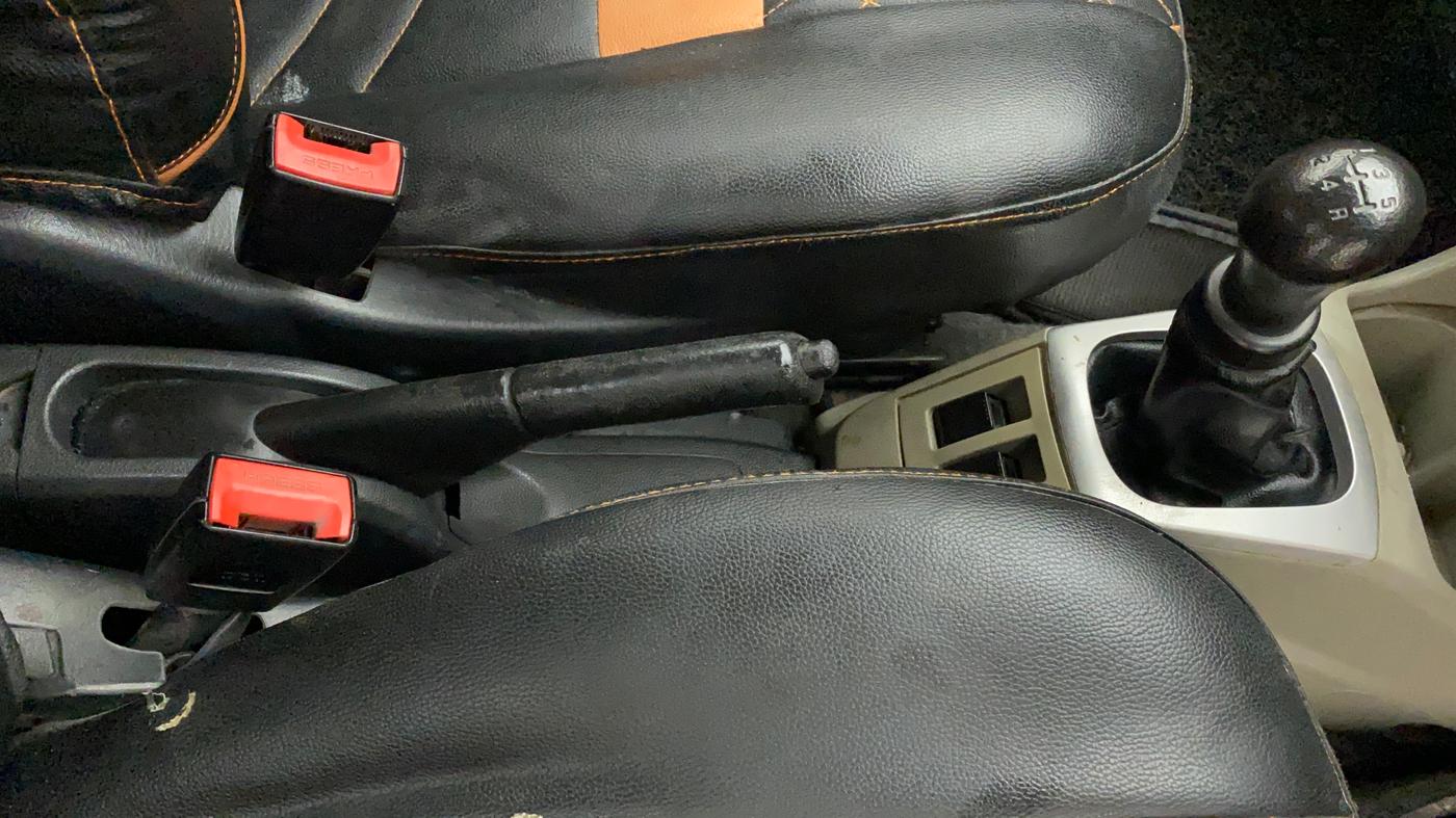 2015 Maruti Alto K10 VXI, Petrol, Manual, 45,475 km, Gear Lever