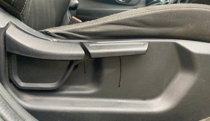 2021 Hyundai NEW I20 SPORTZ 1.2 AT, Petrol, Automatic, 90,600 km, Driver Side Adjustment Panel