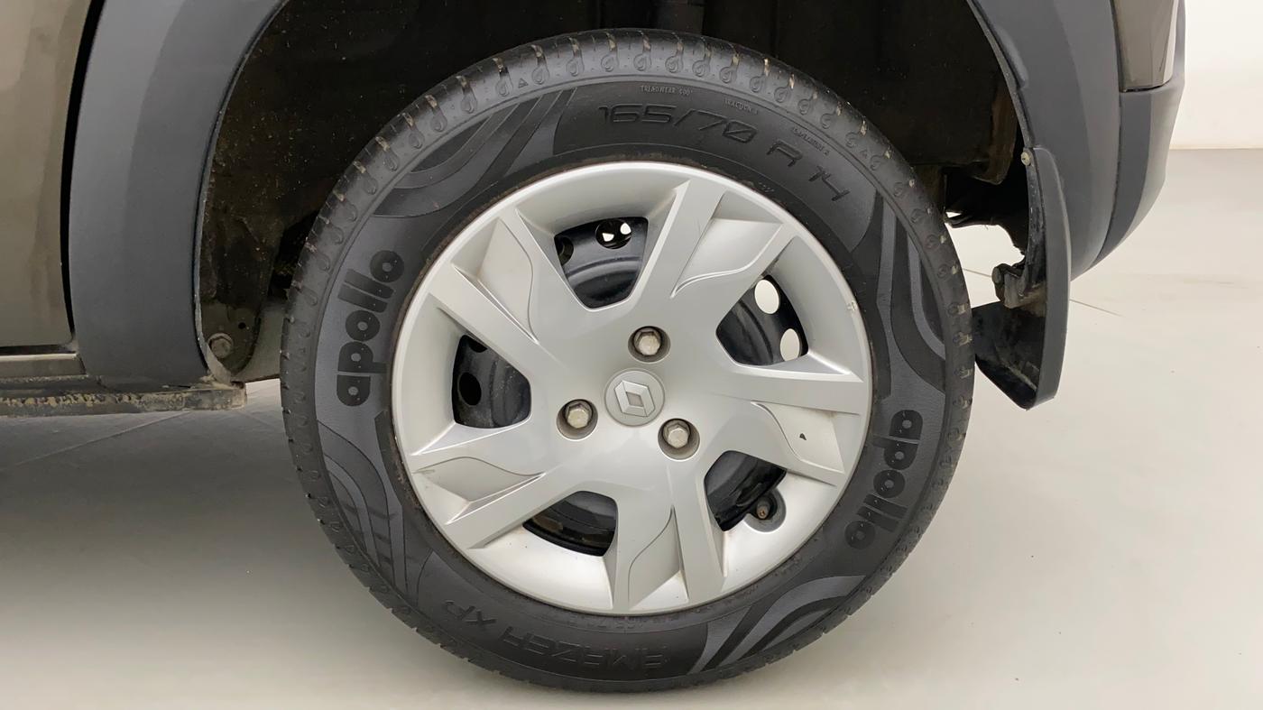 2021 Renault Kwid RXT 1.0 (O), Petrol, Manual, 17,968 km, Left Rear Wheel