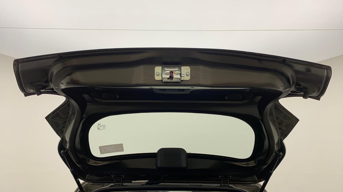 2021 Renault Kwid RXT 1.0 (O), Petrol, Manual, 17,968 km, Boot Door Open