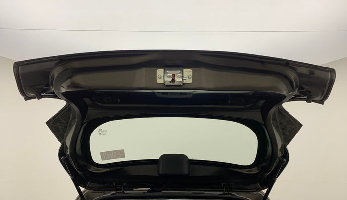 2021 Renault Kwid RXT 1.0 (O), Petrol, Manual, 17,968 km, Boot Door Open