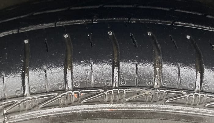 2017 Maruti Celerio ZXI AMT, Petrol, Automatic, 70,607 km, Left Front Tyre Tread