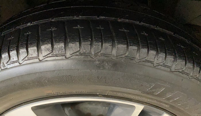 2017 Tata TIGOR XT PETROL, Petrol, Manual, 53,311 km, Right Rear Tyre Tread