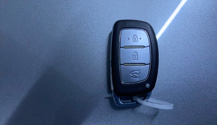 2016 Hyundai Elite i20 ASTA 1.4 CRDI (O), Diesel, Manual, 1,32,949 km, Key Close Up