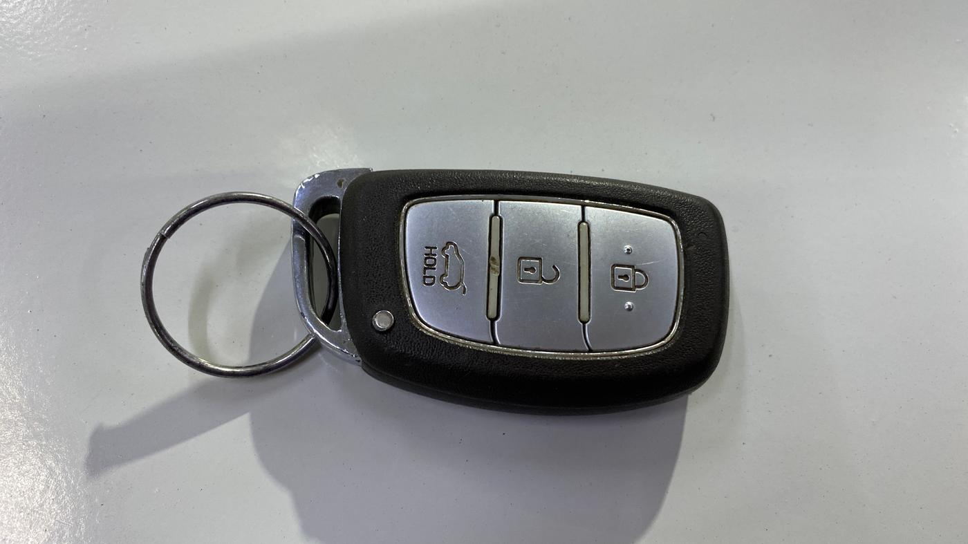 2017 Hyundai Elite i20 ASTA 1.2, Petrol, Manual, 1,29,386 km, Key Close Up