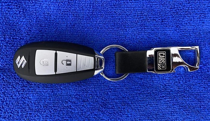 2018 Maruti Baleno ZETA PETROL 1.2, Petrol, Manual, 21,097 km, Key Close Up