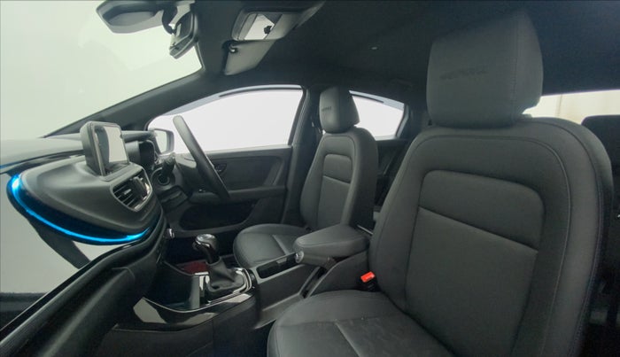 2023 Tata ALTROZ XZA PLUS DARK EDTION, Petrol, Automatic, 3,091 km, Right Side Front Door Cabin