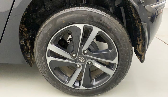 2023 Tata ALTROZ XZA PLUS DARK EDTION, Petrol, Automatic, 3,091 km, Left Rear Wheel