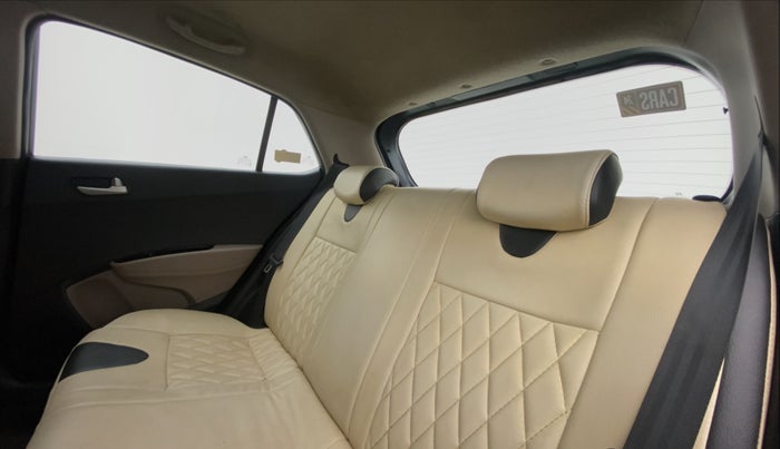 2018 Hyundai Grand i10 ASTA 1.2 KAPPA VTVT, Petrol, Manual, 65,331 km, Right Side Rear Door Cabin