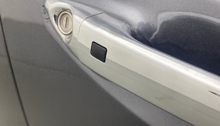 2018 Hyundai Grand i10 ASTA 1.2 KAPPA VTVT, Petrol, Manual, 65,331 km, Driver-side door - Door handle sensor not working