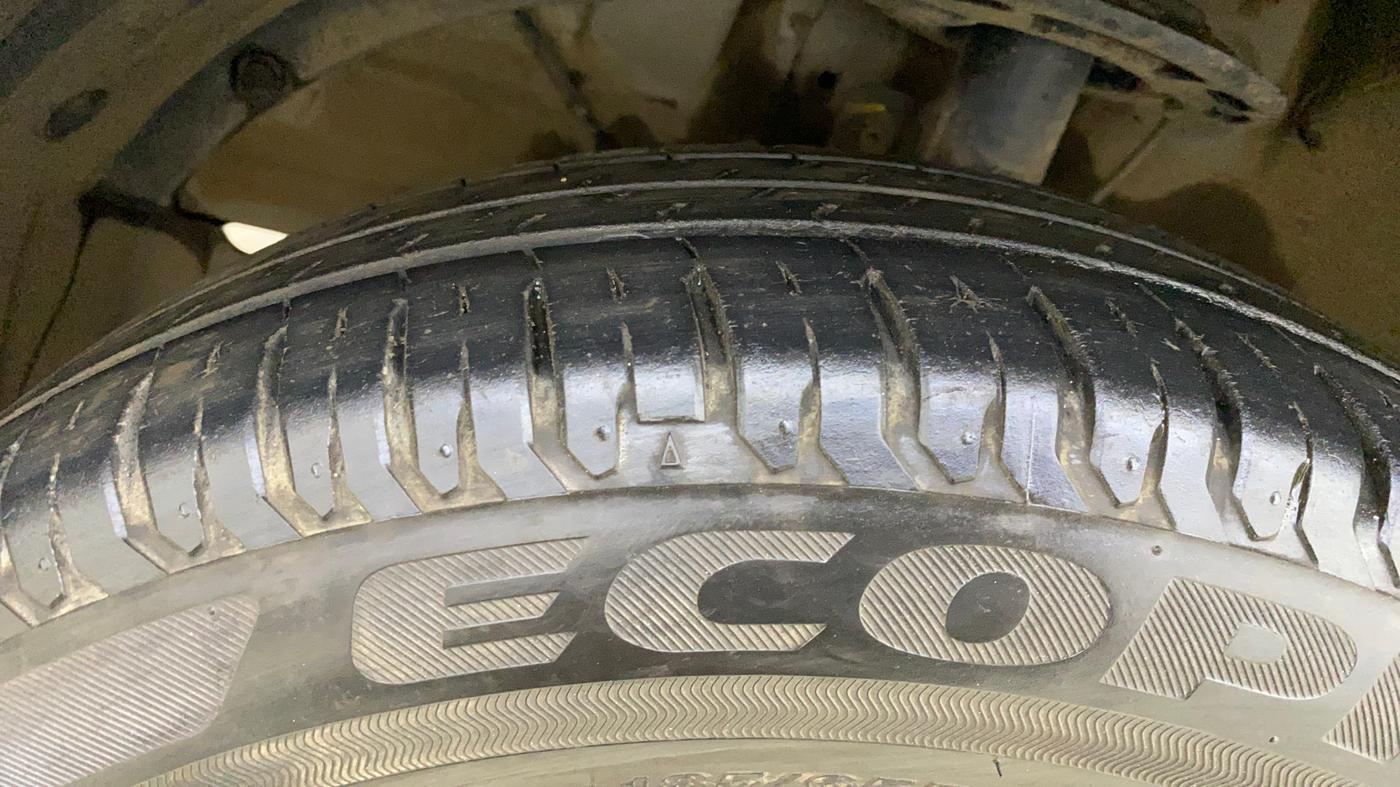 2021 Maruti XL6 ZETA MT, Petrol, Manual, 18,240 km, Left Front Tyre Tread