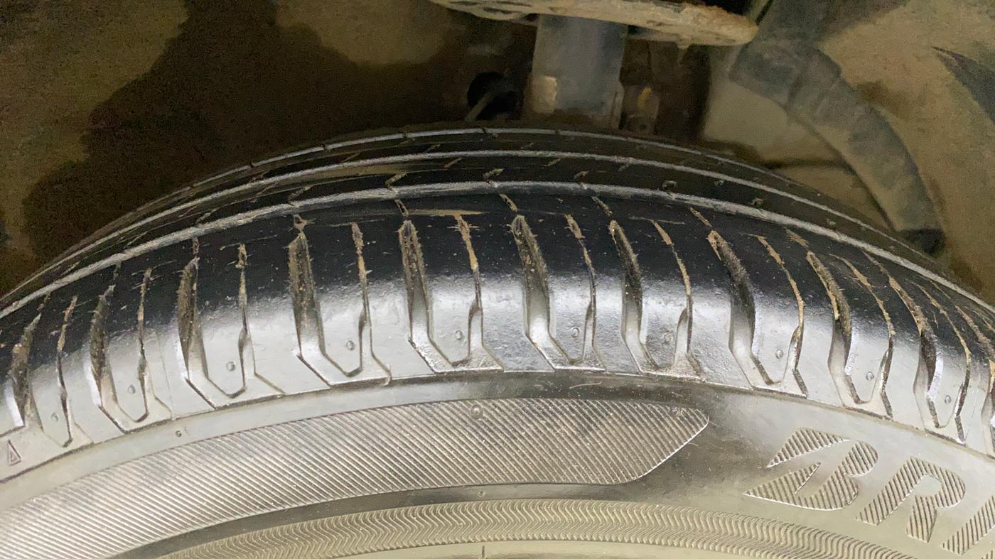 2021 Maruti XL6 ZETA MT, Petrol, Manual, 18,240 km, Right Front Tyre Tread