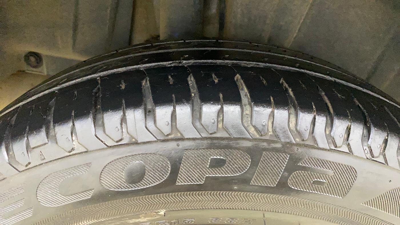 2021 Maruti XL6 ZETA MT, Petrol, Manual, 18,240 km, Right Rear Tyre Tread