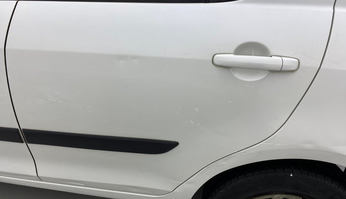 2013 Maruti Swift VXI D, Petrol, Manual, 82,061 km, Rear left door - Slightly dented