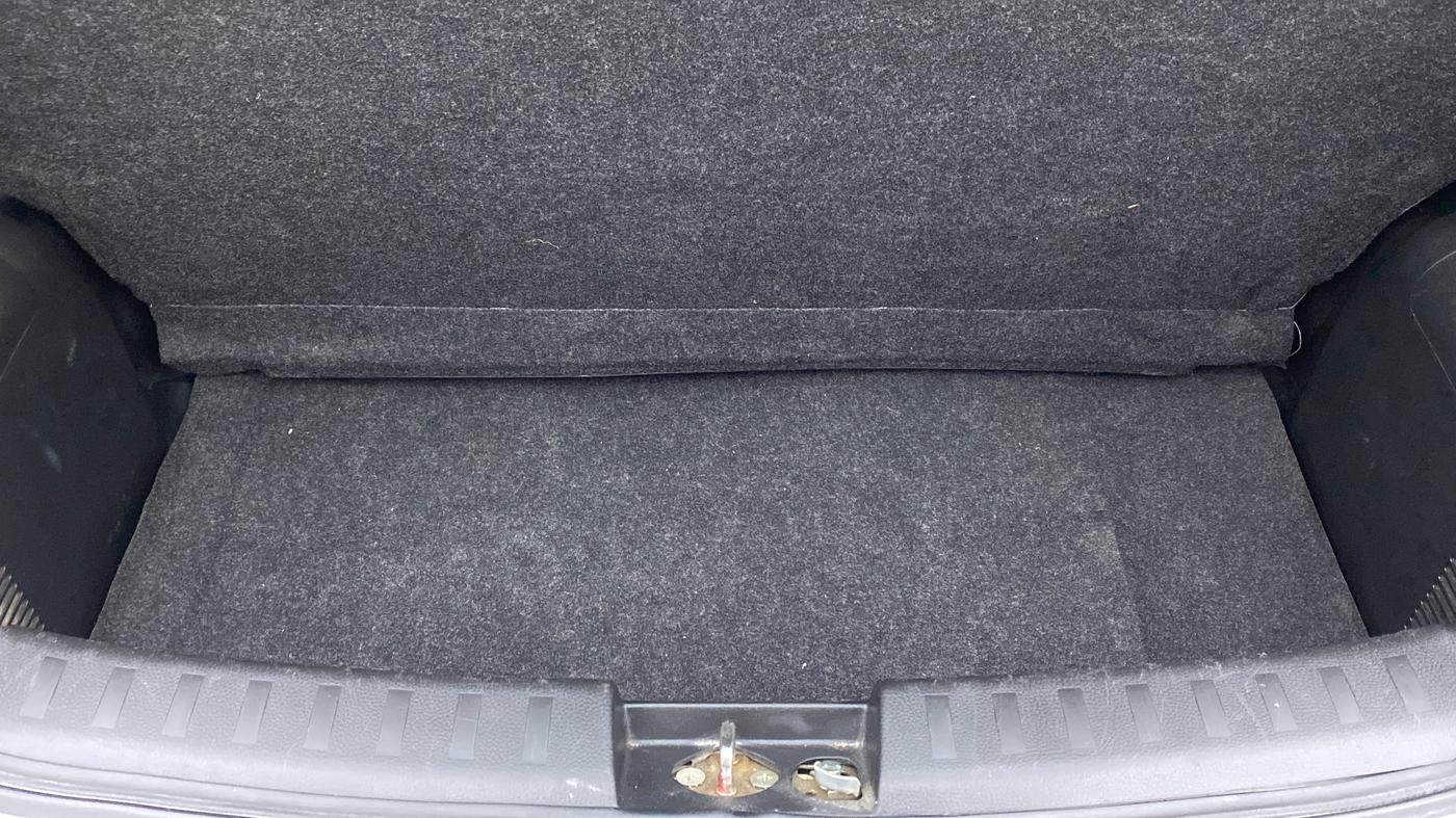 2013 Maruti Swift VXI D, Petrol, Manual, 82,061 km, Boot Inside
